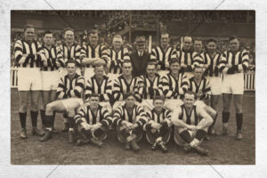 Collingwood Team Group Photo 1946 In Striped Jumpers 6x4 Photo Print