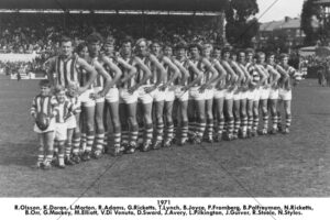 Sandy Bay 1971 Team Lineup Photo 6x4 Photo Print