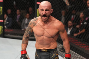 Alexander Volkanovski Octagon Battle Cry 6x4 Photo Print