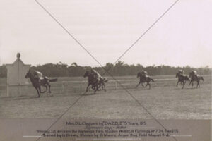 Darby Munro Wins On Dazzle Menangle Park 1934 6x4 Photo Print